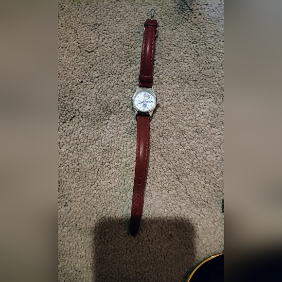 Jewelry - Vintage Minnie mouse watch